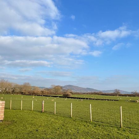 Abbey Farm Luxury Glamping Ξενοδοχείο Rhuddlan Εξωτερικό φωτογραφία