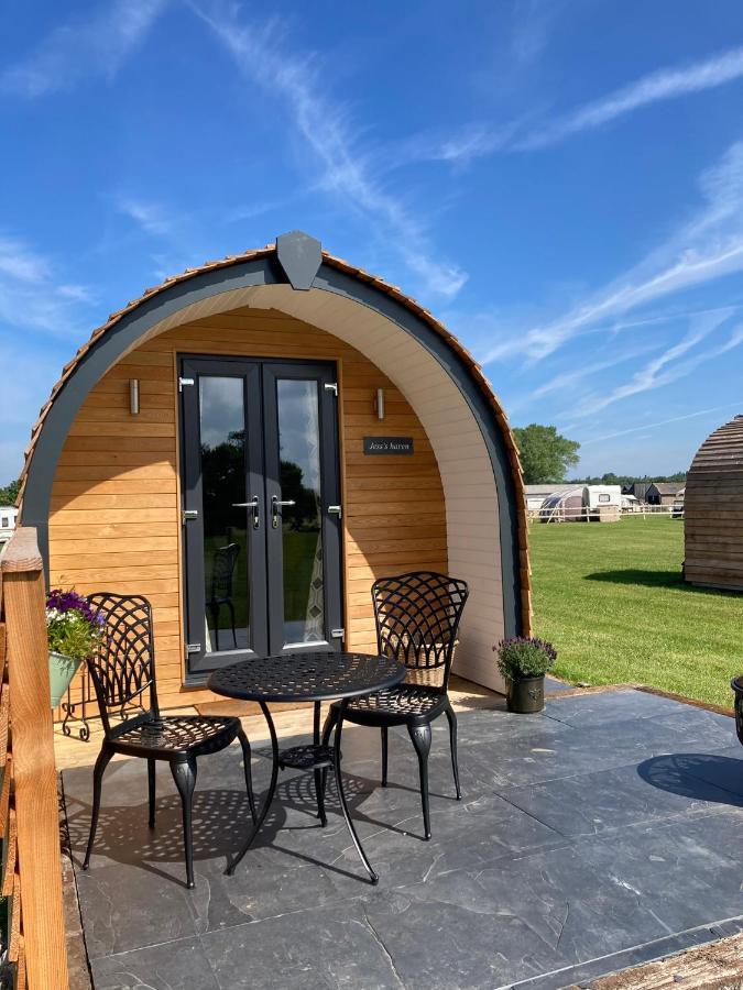 Abbey Farm Luxury Glamping Ξενοδοχείο Rhuddlan Εξωτερικό φωτογραφία